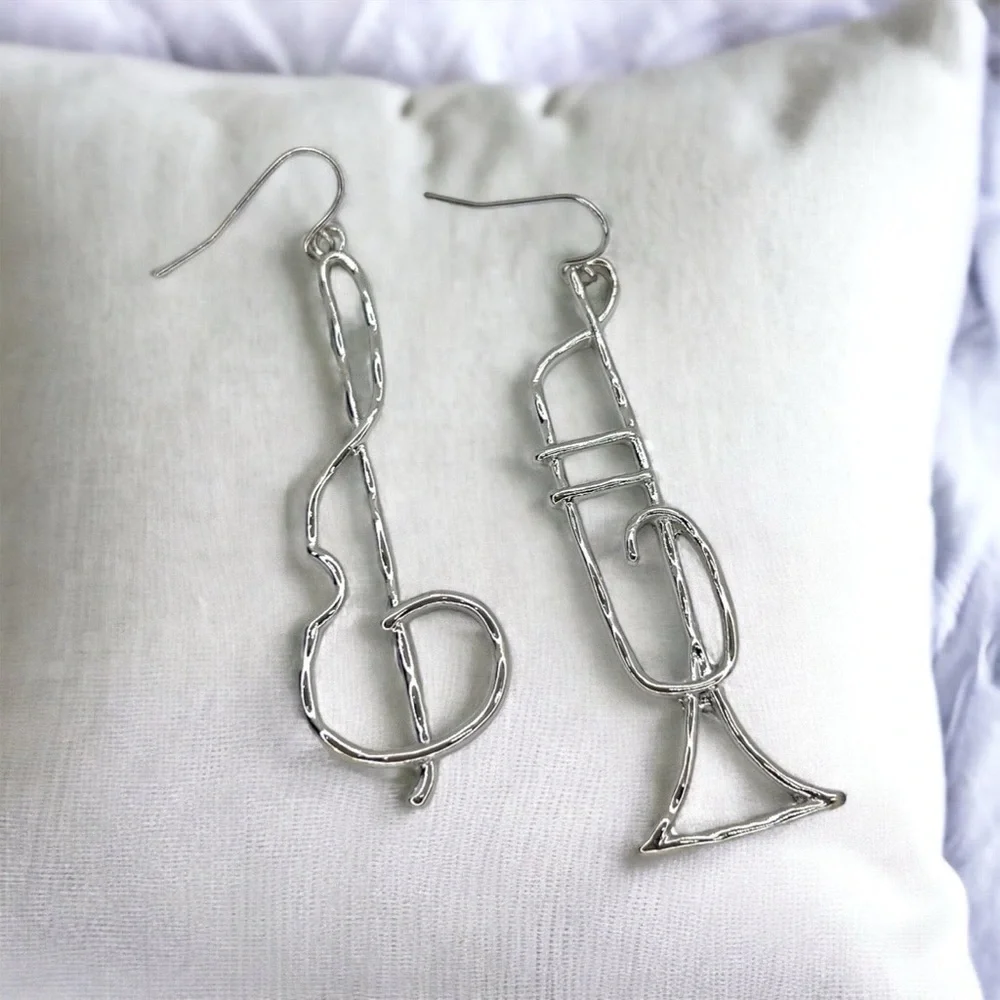 Catch the Vibe: Silver Jazz Fest Dangle Earrings to Swing Your Style! NWT Music
